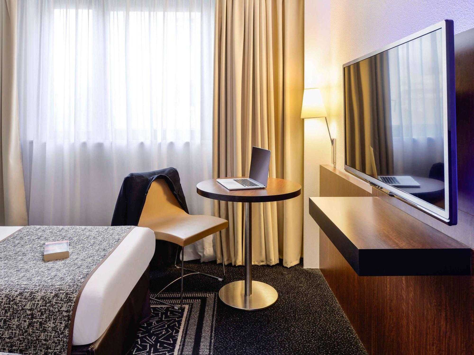Hotel Mercure Lyon Centre Lumiere Екстериор снимка