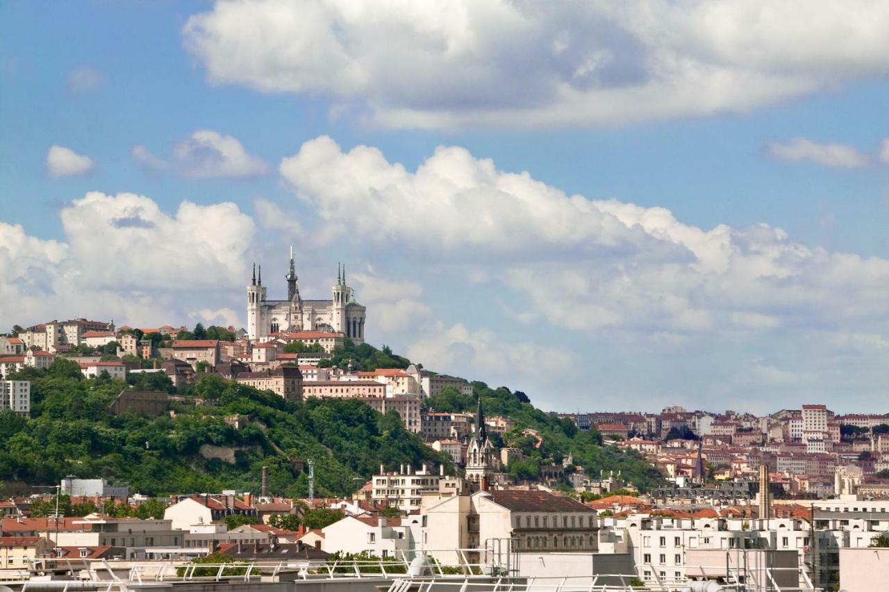 Hotel Mercure Lyon Centre Lumiere Екстериор снимка