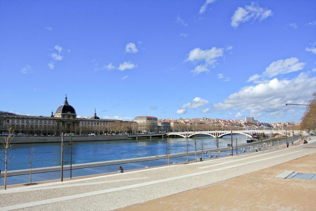 Hotel Mercure Lyon Centre Lumiere Екстериор снимка